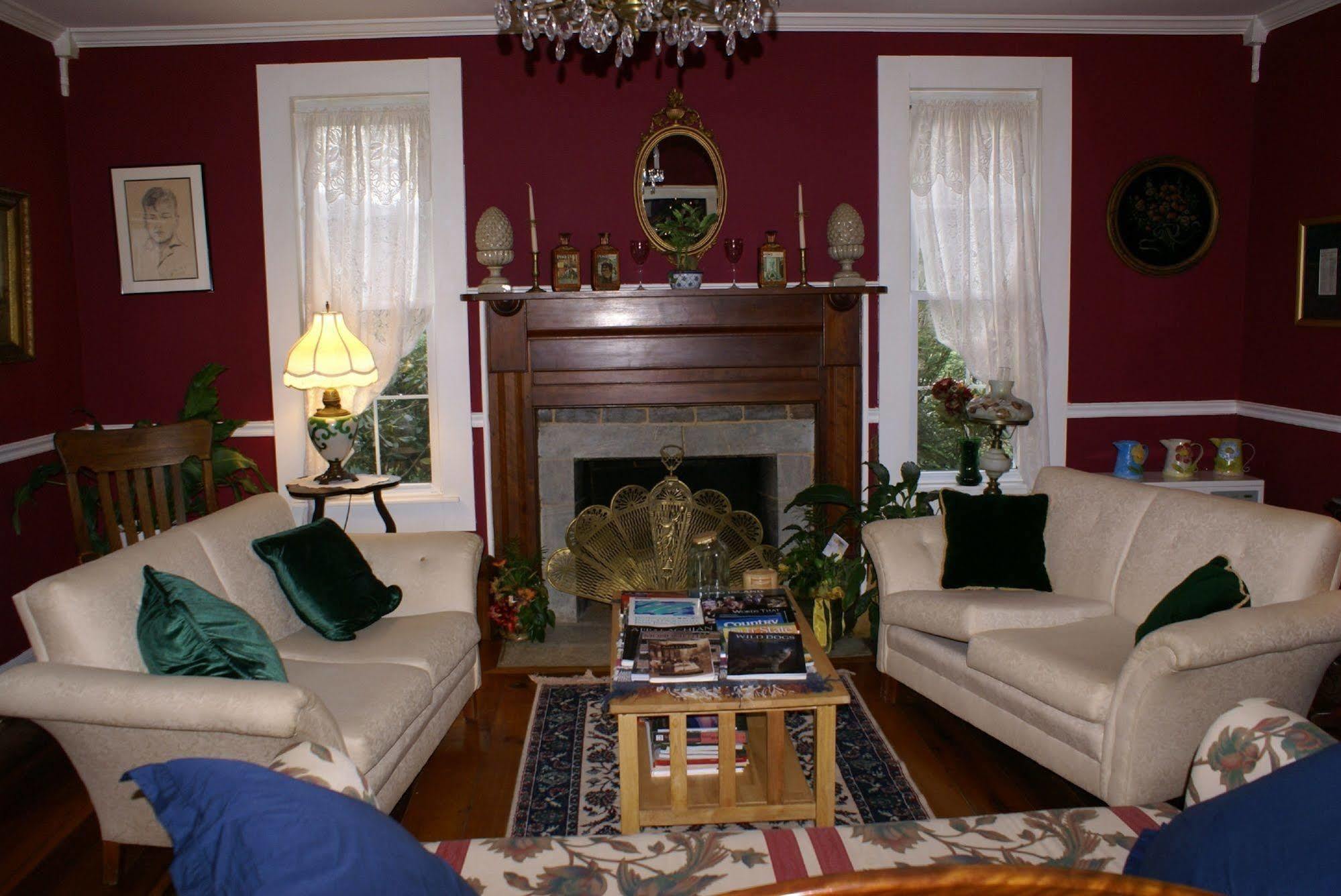 Buffalo Tavern Bed And Breakfast West Jefferson Quarto foto